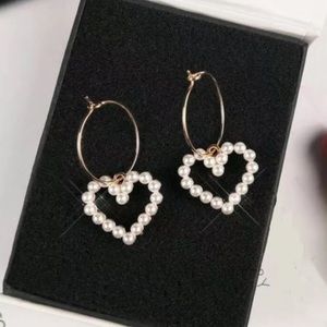 Pearl Heart Dangle Hoop Earrings